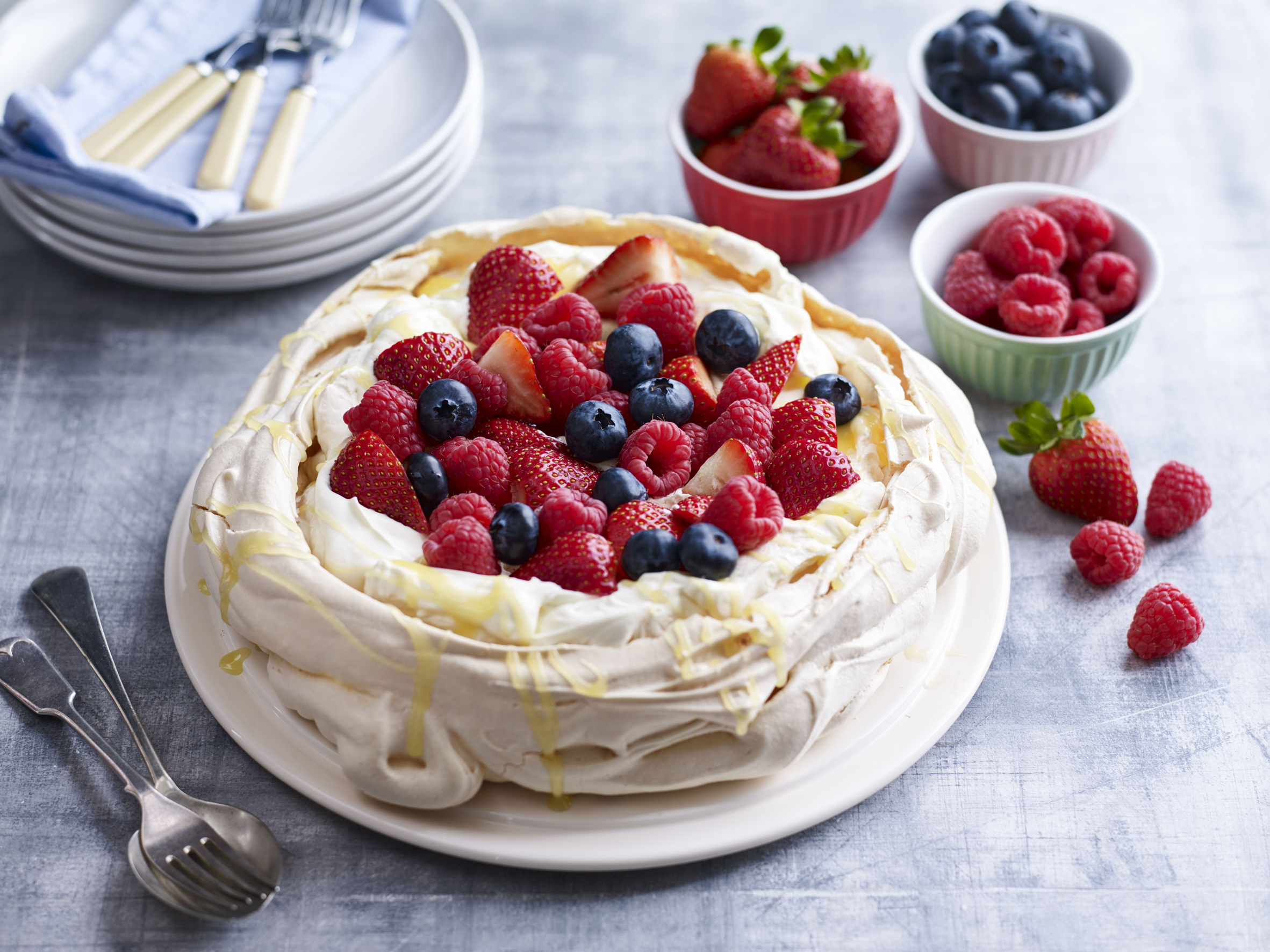 BerryWorld Mixed Berry Pavlova Recipe   BerryWorld Pavlova LS 