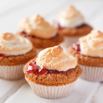 Red Gooseberry Muffins with Marshmallow Topping