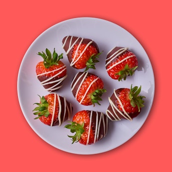 Chocolate Covered Scrumptious Strawberries