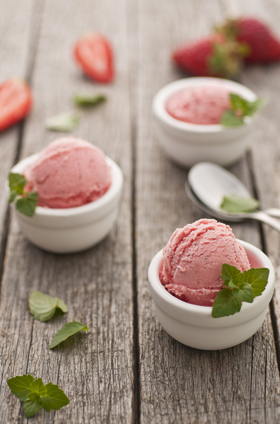 Berryworld Simple Strawberry Ice Cream Recipe