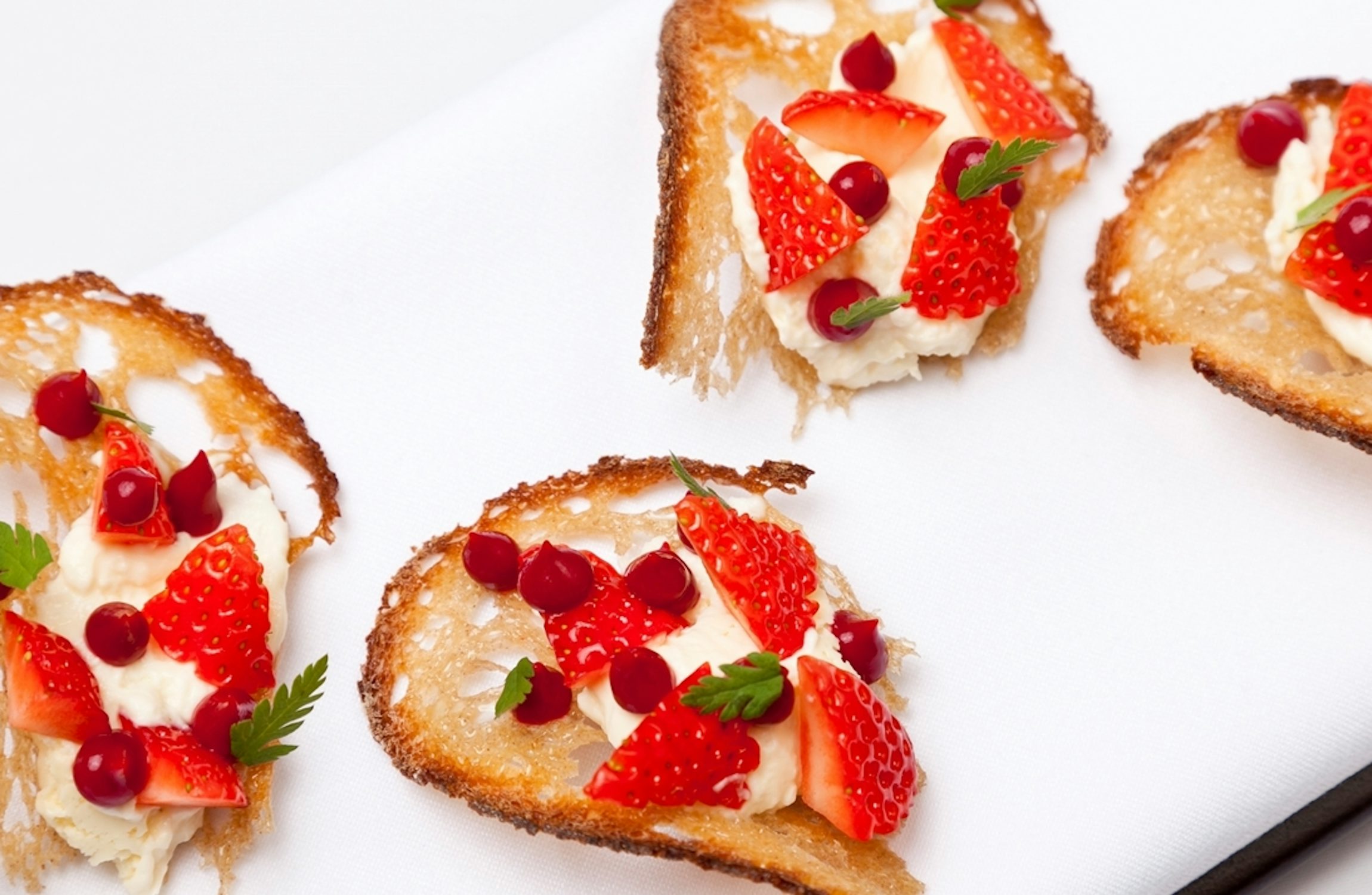 Strawberry Cheesecake & Honey Crisp Toast