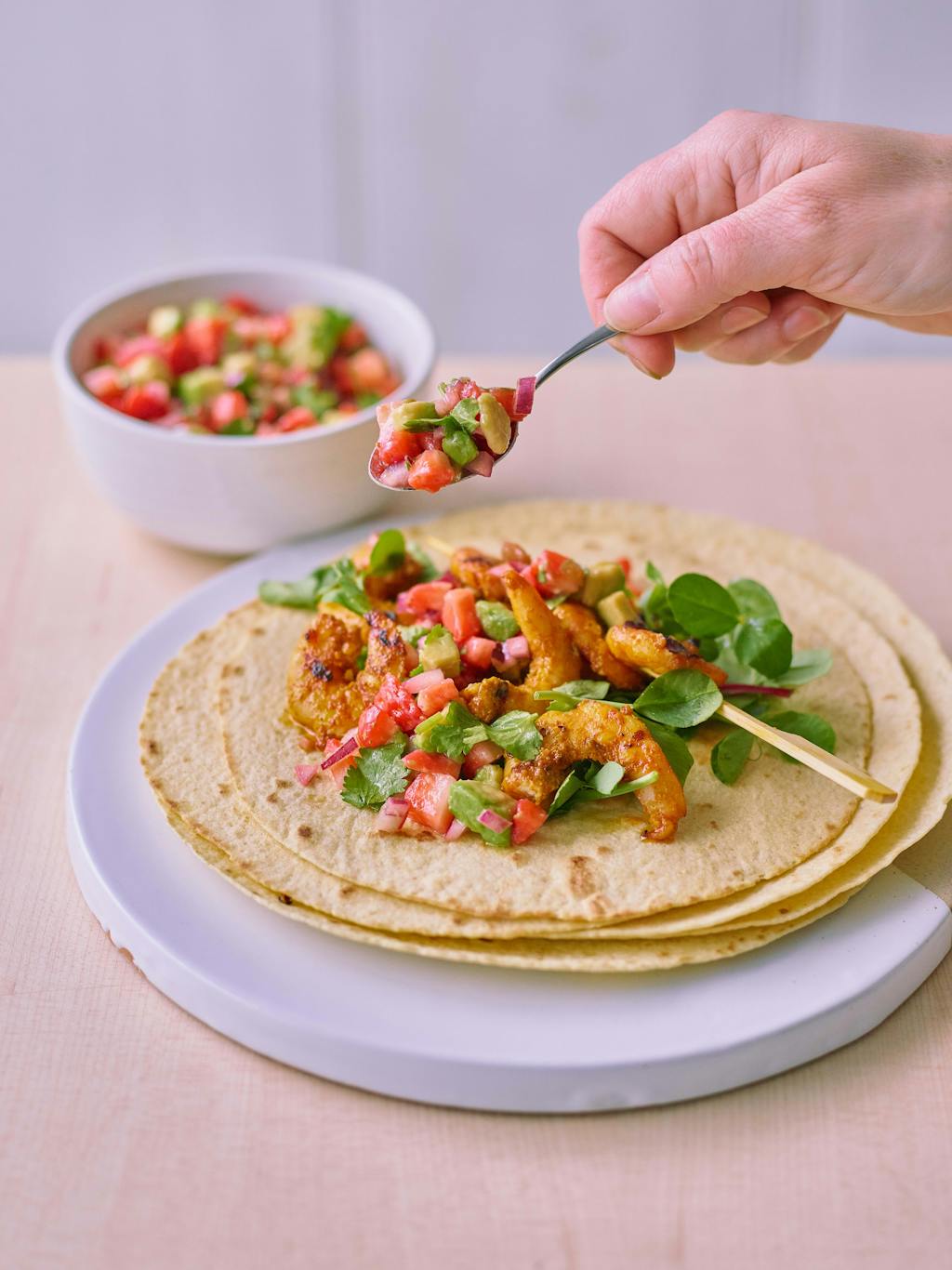 Strawberry spiced prawn tacos interaction WEB
